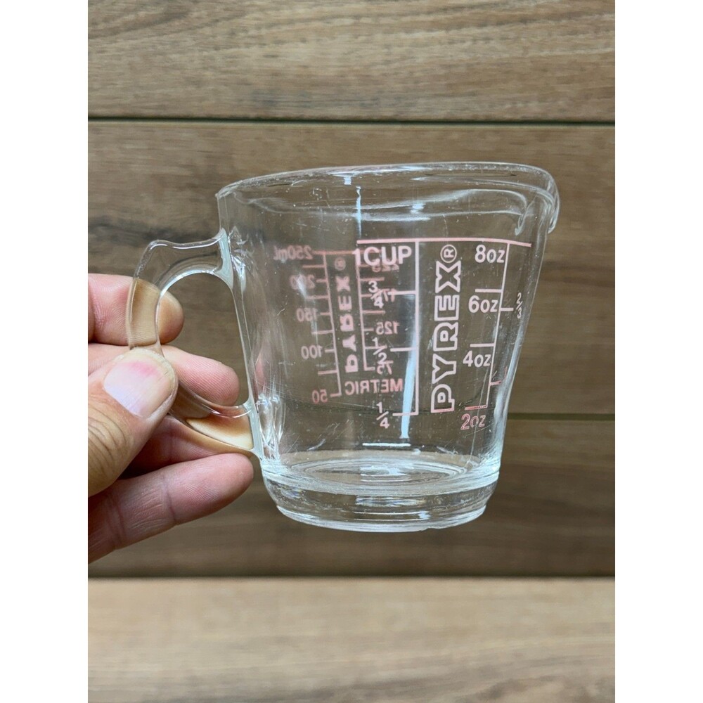 PYREX #508 Small Red Letter Glass Measuring Cup D Handle 8oz 1 Cup - Vintage
